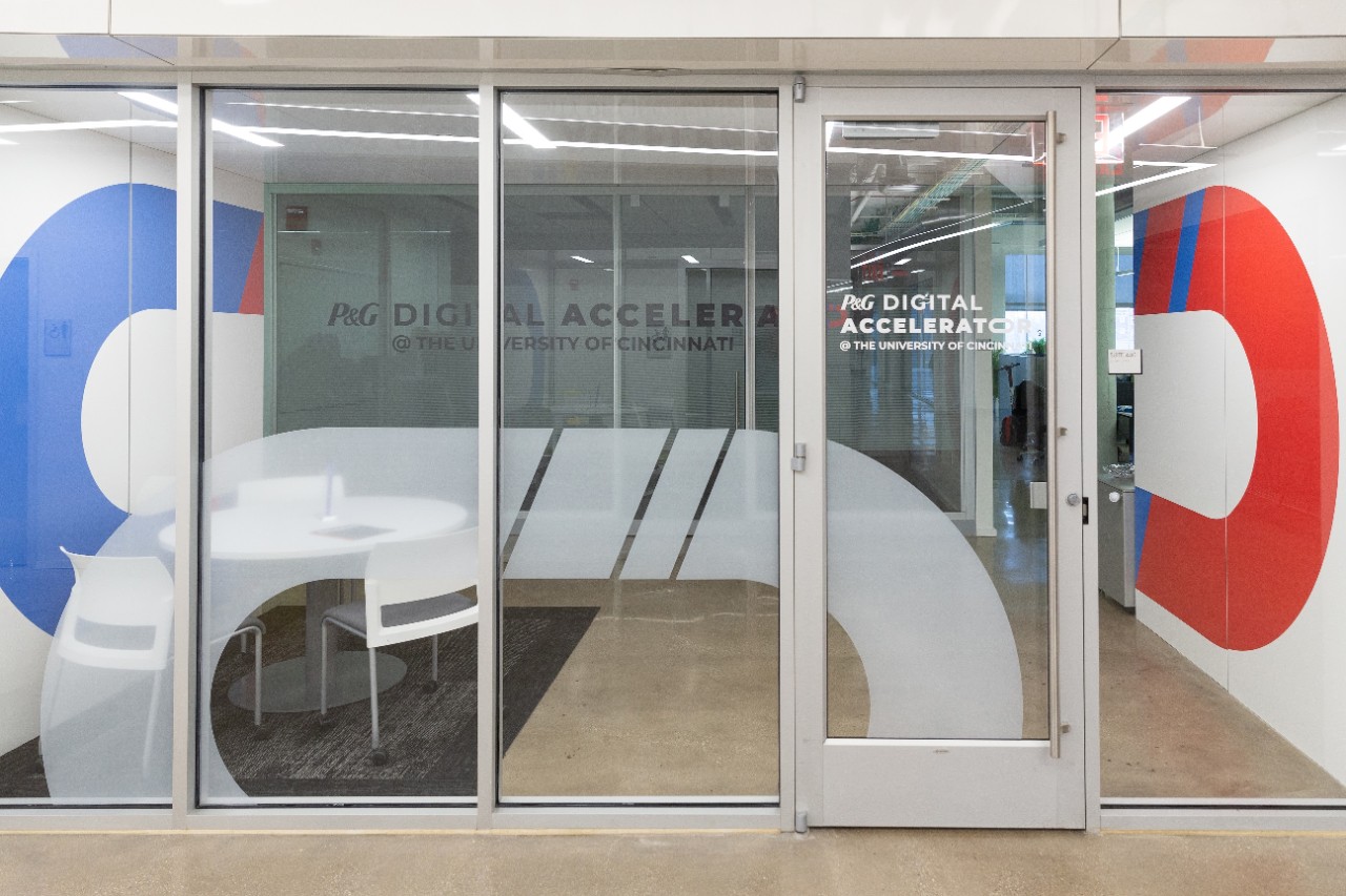 The University of Cincinnati and Procter & Gamble celebrate the opening of the newly renamed P&G Digital Accelerator @ The University of Cincinnati.